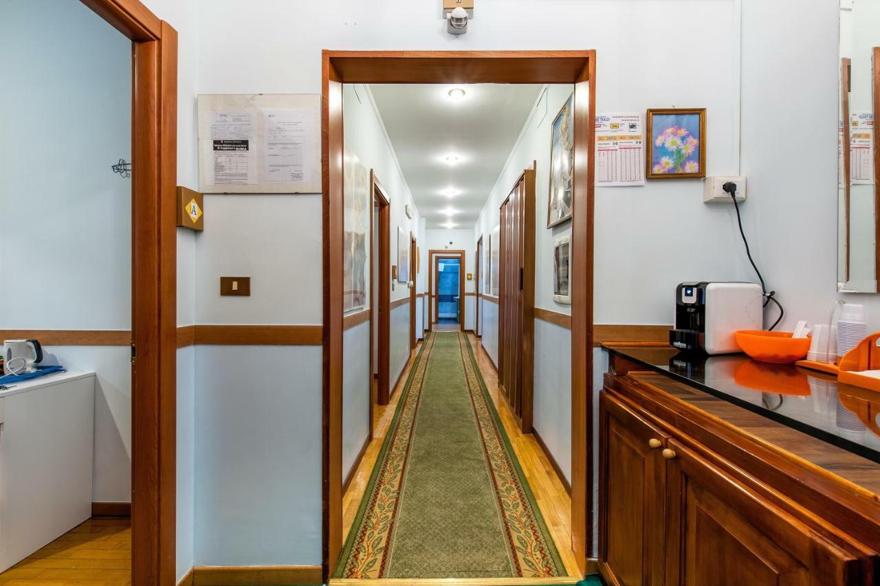 Alessandro A San Pietro Best Bed Rome Exterior photo
